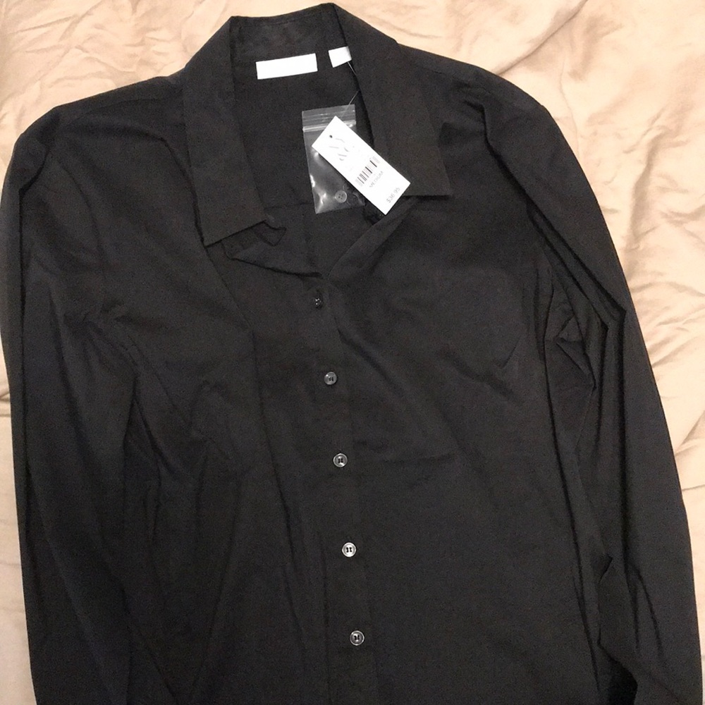 Black long sleeve women’s shirt
